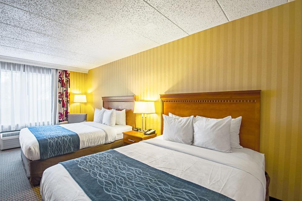 Comfort Inn Falls Church - Tysons Corner Esterno foto